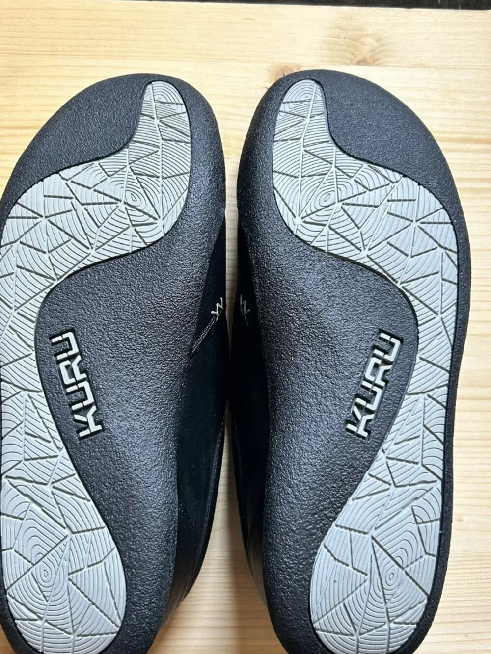 KURU men kivi
